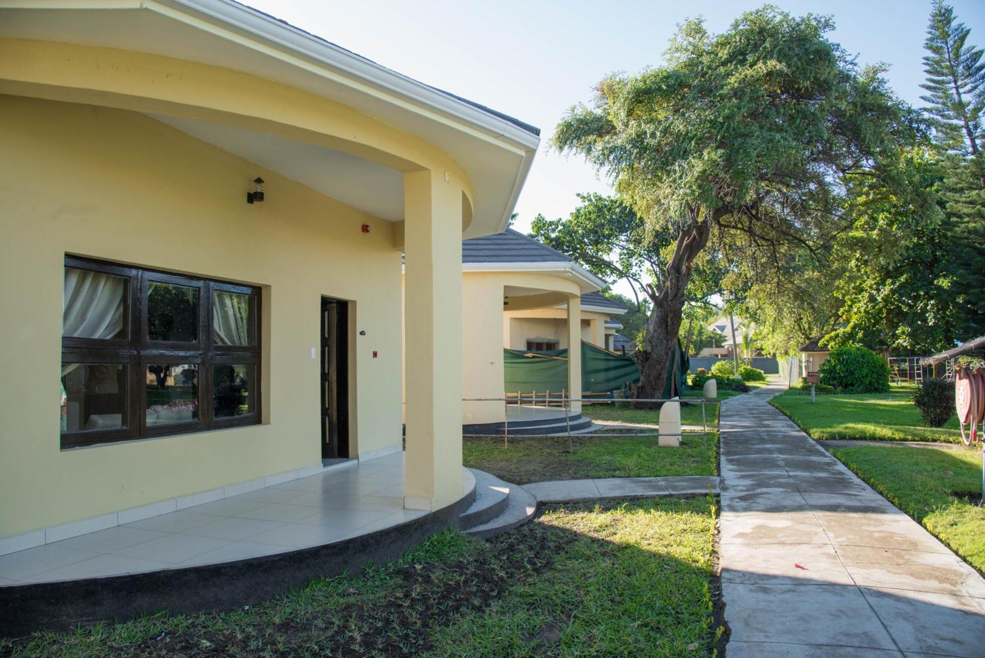 Sunbird Nkopola Hotel Chipoka Exterior photo